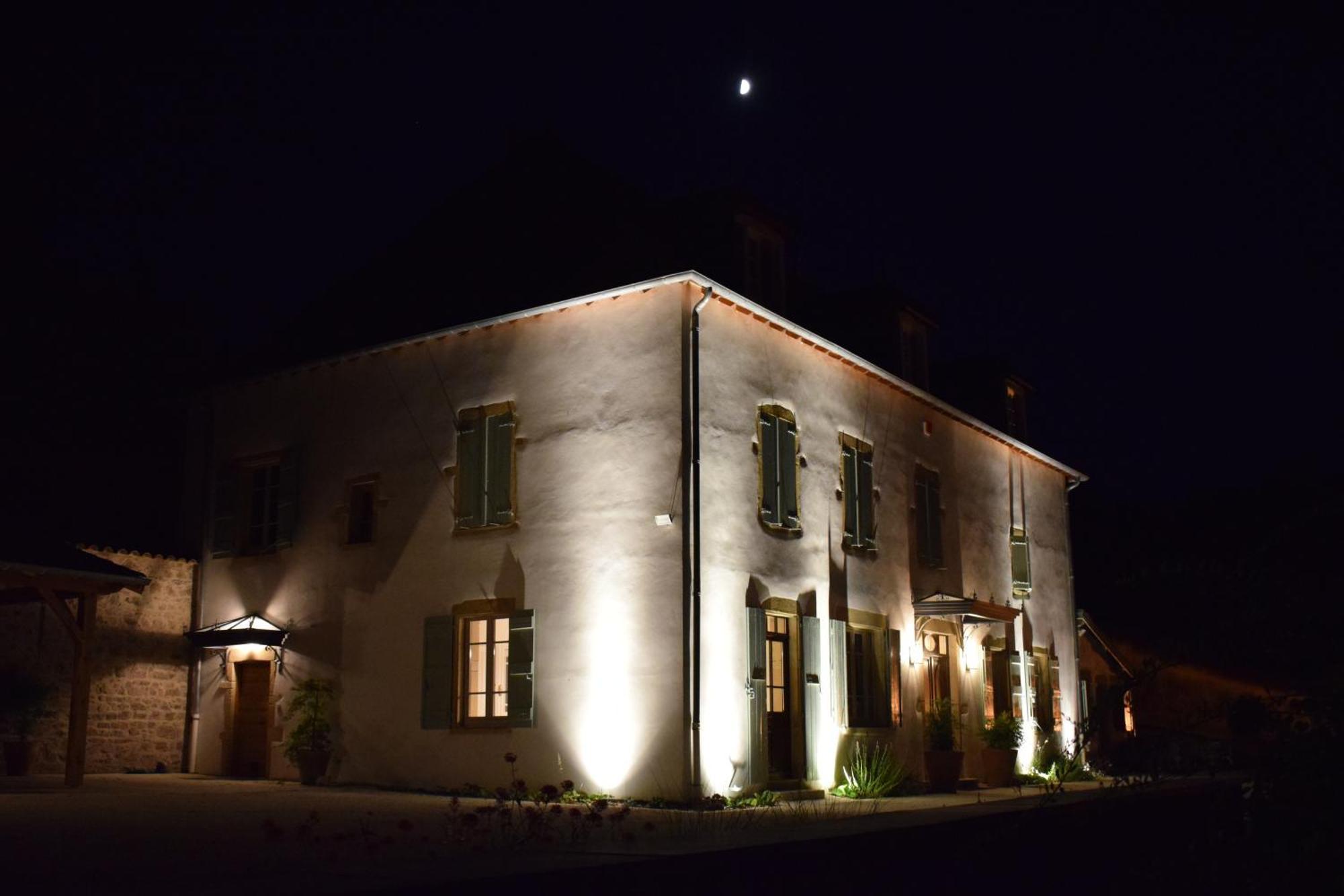 Le Domaine De La Source Guest house Chauffailles